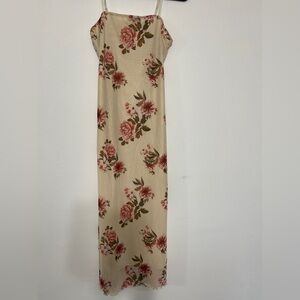 Floral Cream colored Women’s SHEIN dress trendy flattering summer